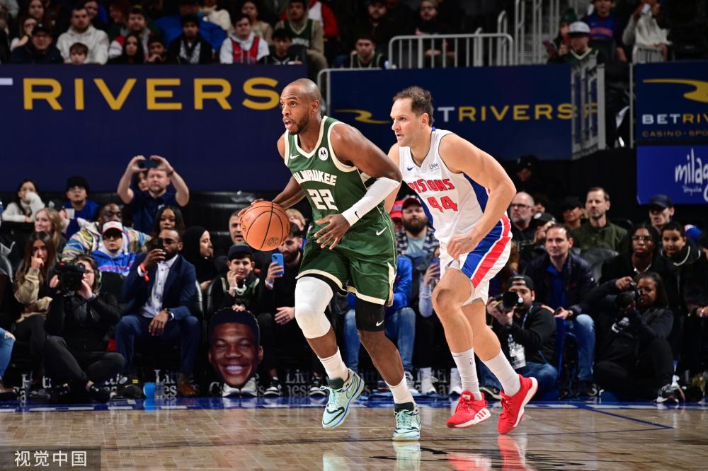 的表现铺平 的表现铺平